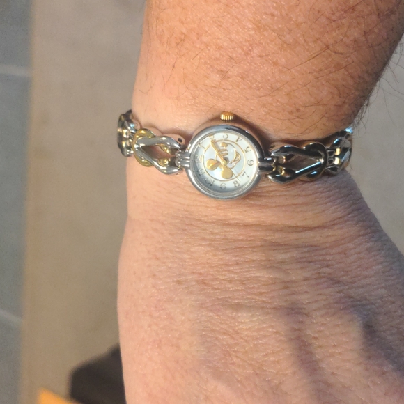 Disney time works gold/silver toned watch - Picture 4 of 6